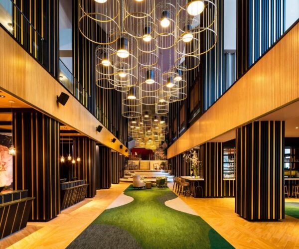 The Starling Atlanta Midtown, Curio Collection by Hilton