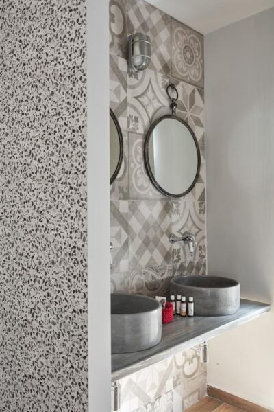 18 Micon Str. | Athens