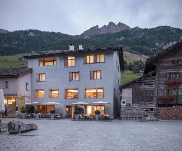 Hotel Alpina | Vals, Switzerland