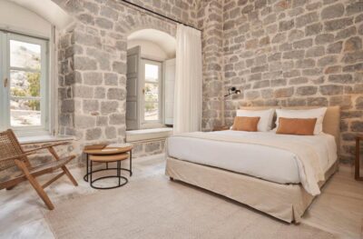 Mandraki Beach Resort | Hydra