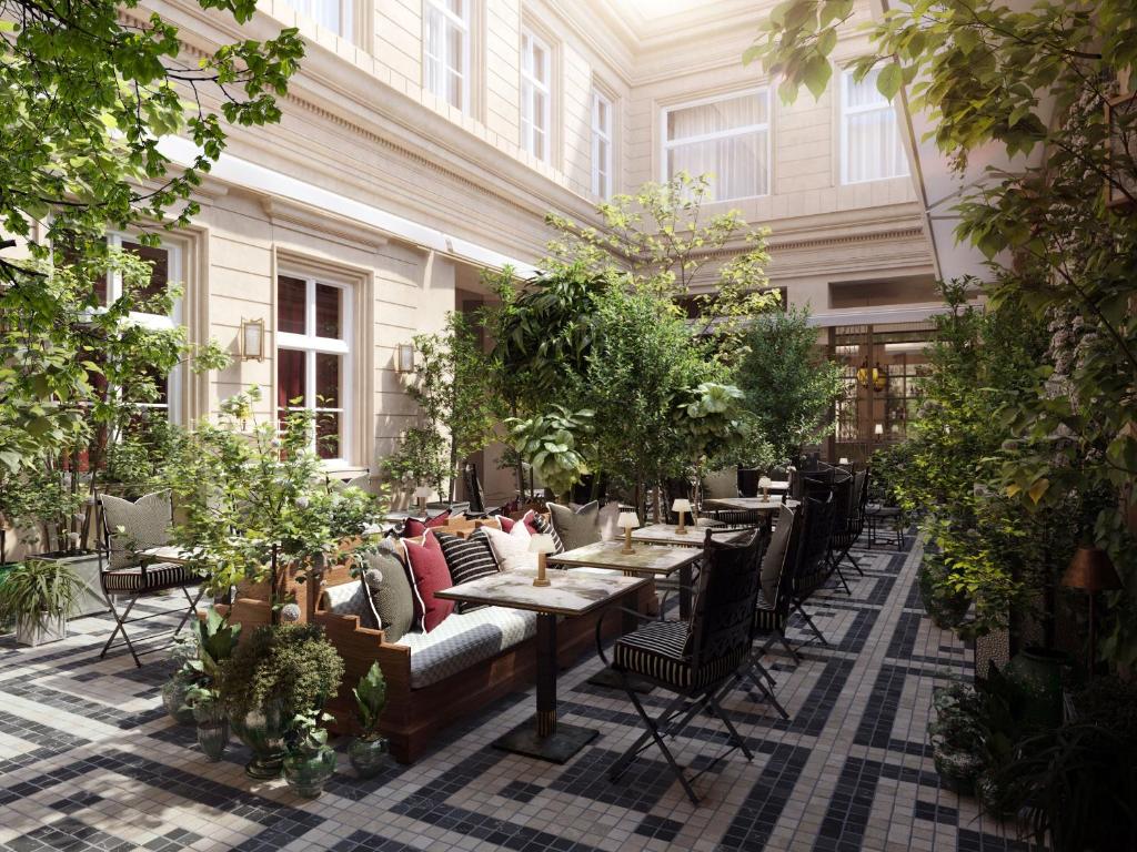 Sir Prague Hotel