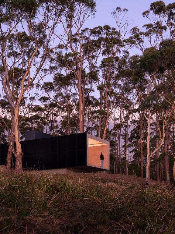 Vipp Tunnel | Tasmania