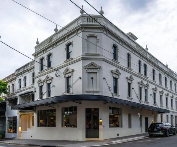 The Grand National Hotel | Sydney