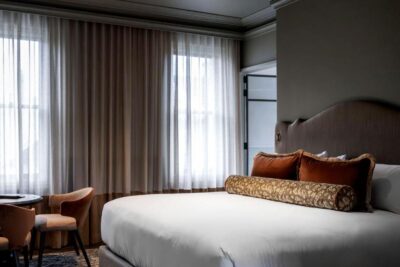 The Grand National Hotel | Sydney