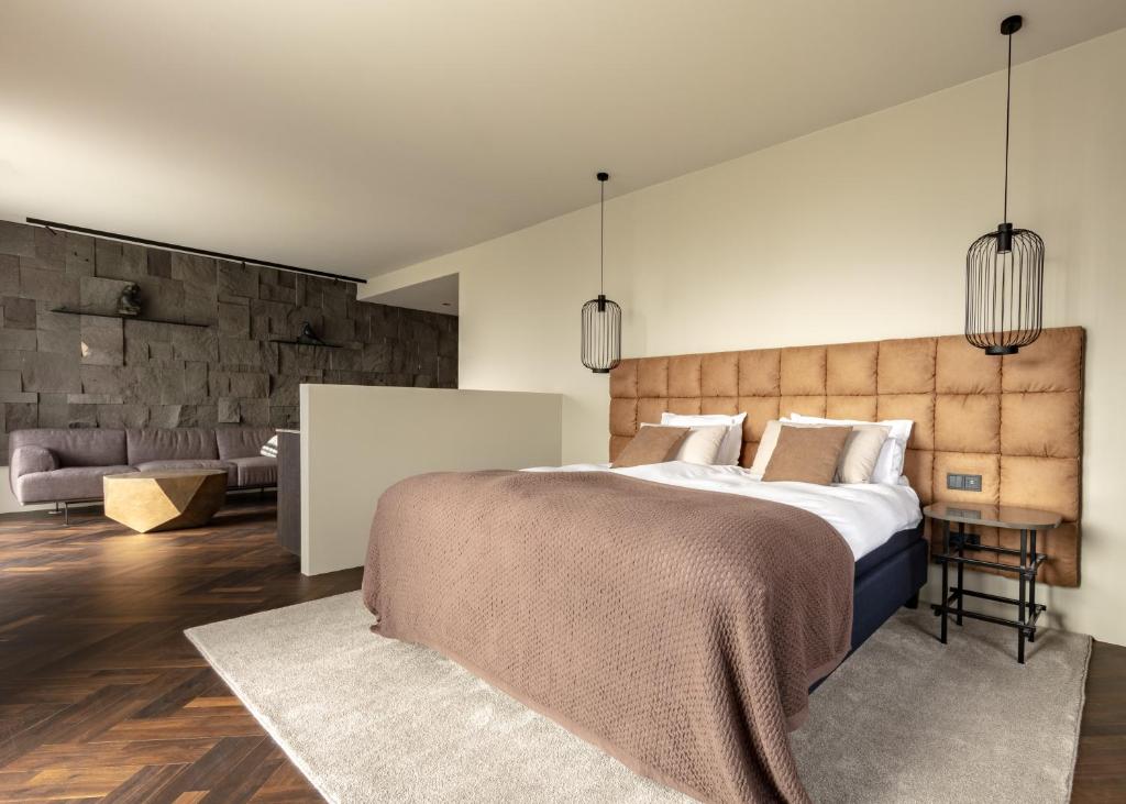 Hotel Geysir | Iceland