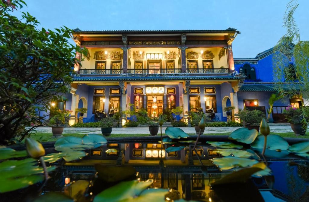 Cheong Fatt Tze - The Blue Mansion | George Town, Penang