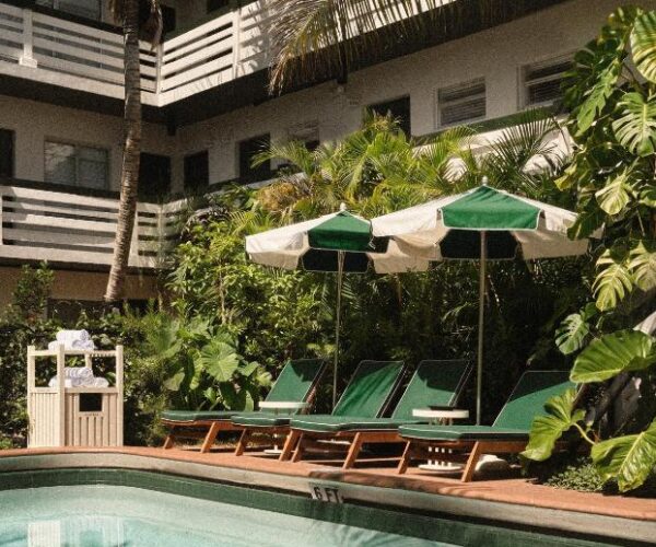 Perroquet Hotel | Fort Lauderdale, Florida