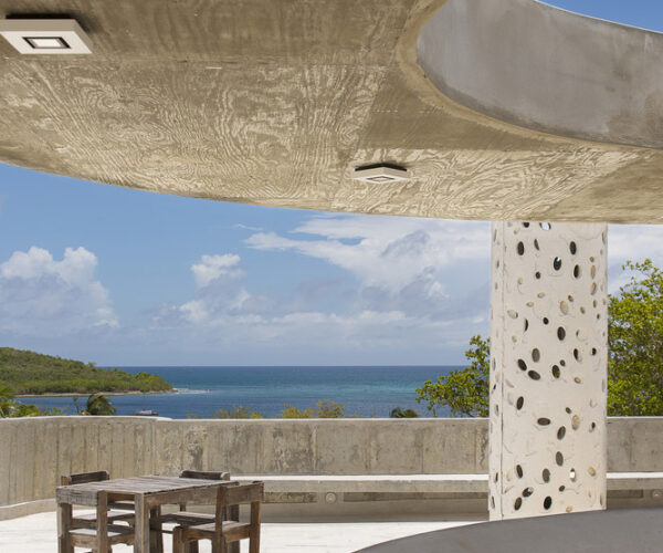 El Blok | Vieques, Puerto Rico